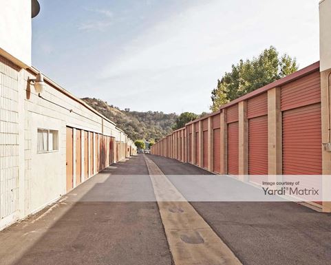 Source URL: https://cdnsc.rentcafe.com/dmslivecafe/3/1062147/1062147-1-3.jpg?width=-1&height=385&quality=80