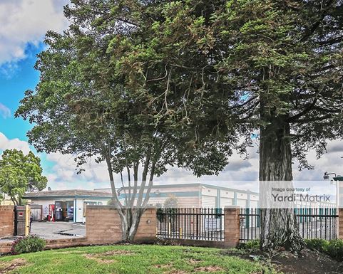 Source URL: https://cdnsc.rentcafe.com/dmslivecafe/3/1062208/1062208-1-2.jpg?width=-1&height=385&quality=80