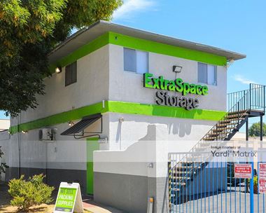 Storage Units for Rent available at 6836 Canby Avenue, Reseda, CA 91335