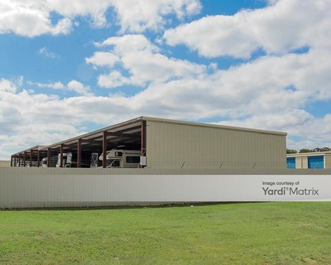 Source URL: https://cdnsc.rentcafe.com/dmslivecafe/3/1062225/1062225-1-3.jpg?width=-1&height=385&quality=80