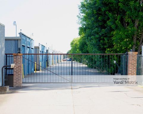 Source URL: https://cdnsc.rentcafe.com/dmslivecafe/3/1062228/1062228-1-3.jpg?width=-1&height=385&quality=80