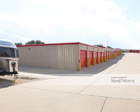 Source URL: https://cdnsc.rentcafe.com/dmslivecafe/3/1062233/1062233-1-5.jpg?width=-1&height=385&quality=80