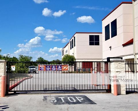 Source URL: https://cdnsc.rentcafe.com/dmslivecafe/3/1062241/1062241-1-2.jpg?width=-1&height=385&quality=80