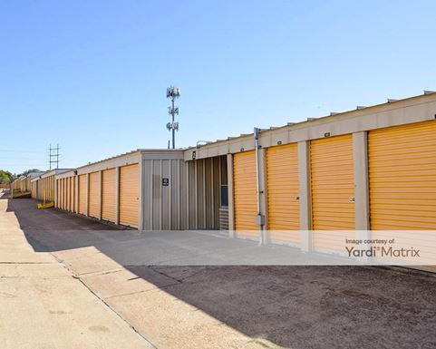 Source URL: https://cdnsc.rentcafe.com/dmslivecafe/3/1062247/1062247-1-3.jpg?width=-1&height=385&quality=80