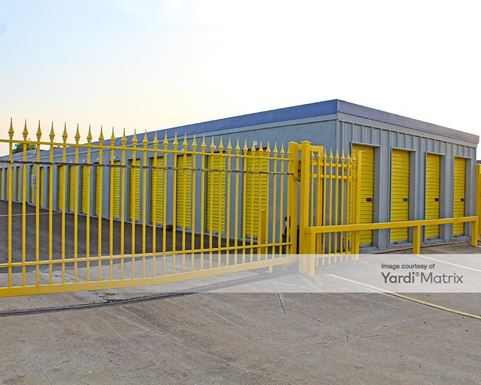 Source URL: https://cdnsc.rentcafe.com/dmslivecafe/3/1062254/1062254-1-3.jpg?width=-1&height=385&quality=80