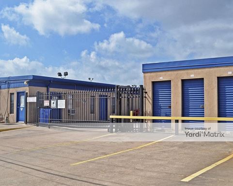 Source URL: https://cdnsc.rentcafe.com/dmslivecafe/3/1062254/1062254-1-4.jpg?width=-1&height=385&quality=80