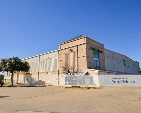 Source URL: https://cdnsc.rentcafe.com/dmslivecafe/3/1062255/1062255-1-2.jpg?width=-1&height=385&quality=80