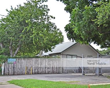 Storage Units for Rent available at 3222 East 5th Street, Austin, TX 78702