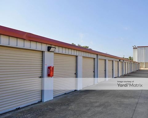 Source URL: https://cdnsc.rentcafe.com/dmslivecafe/3/1062268/1062268-1-3.jpg?width=-1&height=385&quality=80