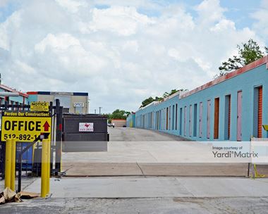 Storage Units for Rent available at 4632 South Lamar Blvd, Austin, TX 78745