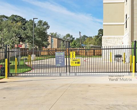 Source URL: https://cdnsc.rentcafe.com/dmslivecafe/3/1062287/1062287-1-4.jpg?width=-1&height=385&quality=80