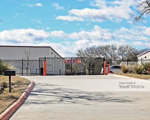 Source URL: https://cdnsc.rentcafe.com/dmslivecafe/3/1062290/1062290-1-2.jpg?width=-1&height=385&quality=80