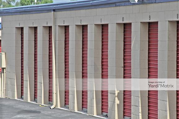 Source URL: https://cdnsc.rentcafe.com/dmslivecafe/3/1062334/1062334-1-3.jpg?width=-1&height=385&quality=80