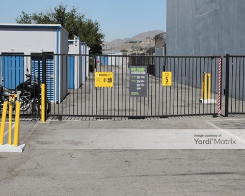 Source URL: https://cdnsc.rentcafe.com/dmslivecafe/3/1062343/1062343-1-3.jpg?width=-1&height=385&quality=80