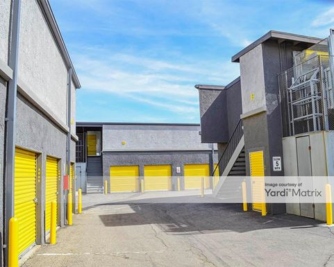 Source URL: https://cdnsc.rentcafe.com/dmslivecafe/3/1062354/1062354-1-2.jpg?width=-1&height=385&quality=80