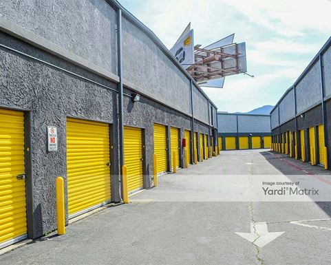 Source URL: https://cdnsc.rentcafe.com/dmslivecafe/3/1062354/1062354-1-3.jpg?width=-1&height=385&quality=80