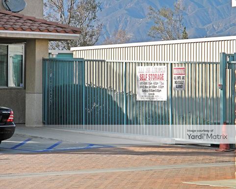 Source URL: https://cdnsc.rentcafe.com/dmslivecafe/3/1062361/1062361-1-4.jpg?width=-1&height=385&quality=80