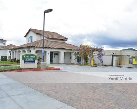 Source URL: https://cdnsc.rentcafe.com/dmslivecafe/3/1062364/1062364-1-2.jpg?width=-1&height=385&quality=80