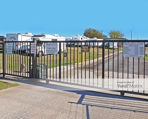 Source URL: https://cdnsc.rentcafe.com/dmslivecafe/3/1062395/1062395-1-5.jpg?width=-1&height=385&quality=80