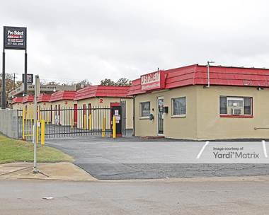 Storage Units for Rent available at 4917 East California Pkwy, Forest Hill, TX 76119