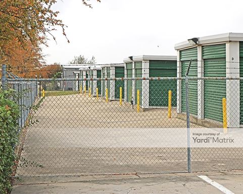 Source URL: https://cdnsc.rentcafe.com/dmslivecafe/3/1062400/1062400-1-4.jpg?width=-1&height=385&quality=80