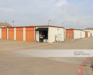Storage Units for Rent available at 1145 Mineral Springs Road, Arlington, TX 76001