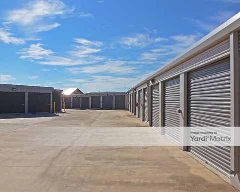 Source URL: https://cdnsc.rentcafe.com/dmslivecafe/3/1062407/1062407-1-5.jpg?width=-1&height=385&quality=80