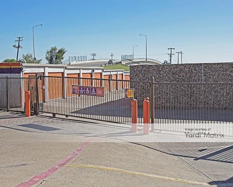 Source URL: https://cdnsc.rentcafe.com/dmslivecafe/3/1062418/1062418-1-4.jpg?width=-1&height=385&quality=80