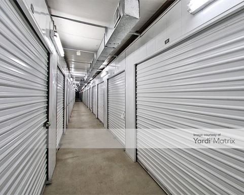 Source URL: https://cdnsc.rentcafe.com/dmslivecafe/3/1062423/1062423-1-5.jpg?width=-1&height=385&quality=80