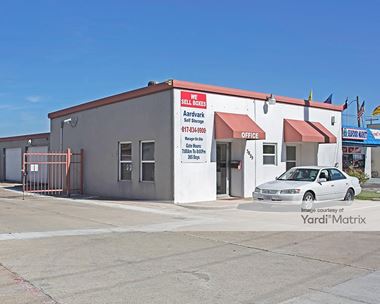 Storage Units for Rent available at 3825 Chester Boyer Road, Fort Worth, TX 76111