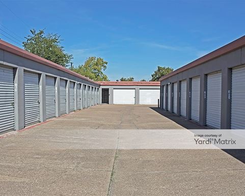 Source URL: https://cdnsc.rentcafe.com/dmslivecafe/3/1062428/1062428-1-5.jpg?width=-1&height=385&quality=80