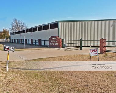 Storage Units for Rent available at 16161 Highway 377 South, Fort Worth, TX 76126