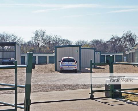 Source URL: https://cdnsc.rentcafe.com/dmslivecafe/3/1062431/1062431-1-4.jpg?width=-1&height=385&quality=80