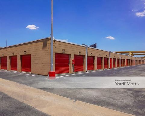 Source URL: https://cdnsc.rentcafe.com/dmslivecafe/3/1062440/1062440-1-4.jpg?width=-1&height=385&quality=80