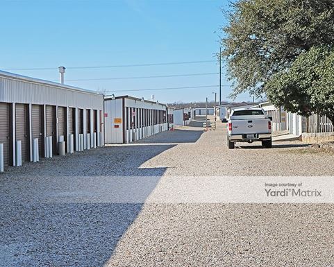 Source URL: https://cdnsc.rentcafe.com/dmslivecafe/3/1062442/1062442-1-3.jpg?width=-1&height=385&quality=80