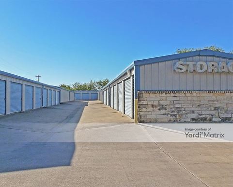 Source URL: https://cdnsc.rentcafe.com/dmslivecafe/3/1062443/1062443-1-3.jpg?width=-1&height=385&quality=80