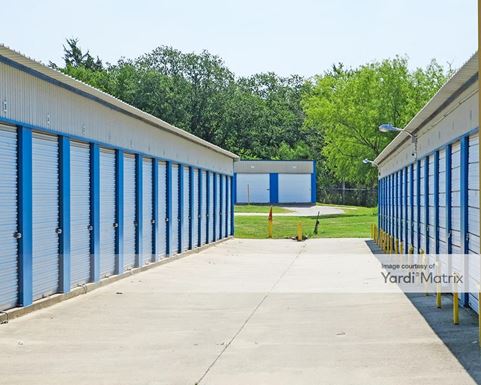 Source URL: https://cdnsc.rentcafe.com/dmslivecafe/3/1062447/1062447-1-2.jpg?width=-1&height=385&quality=80