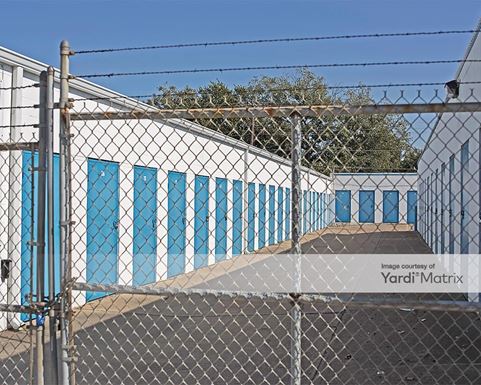 Source URL: https://cdnsc.rentcafe.com/dmslivecafe/3/1062449/1062449-1-3.jpg?width=-1&height=385&quality=80