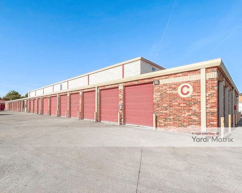 Source URL: https://cdnsc.rentcafe.com/dmslivecafe/3/1062453/1062453-1-2.jpg?width=-1&height=385&quality=80