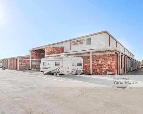 Source URL: https://cdnsc.rentcafe.com/dmslivecafe/3/1062453/1062453-1-4.jpg?width=-1&height=385&quality=80