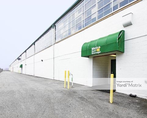 Source URL: https://cdnsc.rentcafe.com/dmslivecafe/3/1062470/1062470-1-4.jpg?width=-1&height=385&quality=80