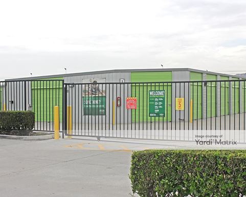 Source URL: https://cdnsc.rentcafe.com/dmslivecafe/3/1062507/1062507-1-4.jpg?width=-1&height=385&quality=80