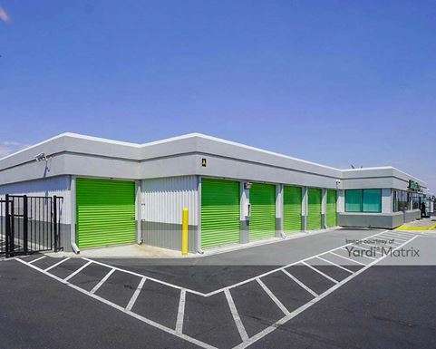 Source URL: https://cdnsc.rentcafe.com/dmslivecafe/3/1062589/1062589-1-5.jpg?width=-1&height=385&quality=80