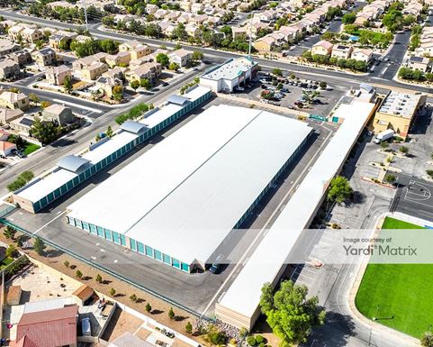 Source URL: https://cdnsc.rentcafe.com/dmslivecafe/3/1062595/1062595-1-4.jpg?width=-1&height=385&quality=80