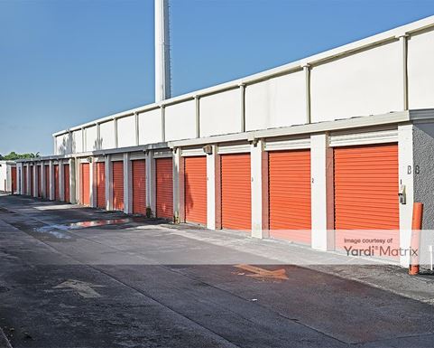 Source URL: https://cdnsc.rentcafe.com/dmslivecafe/3/1062607/1062607-1-4.jpg?width=-1&height=385&quality=80