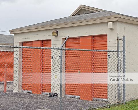 Source URL: https://cdnsc.rentcafe.com/dmslivecafe/3/1062613/1062613-1-4.jpg?width=-1&height=385&quality=80