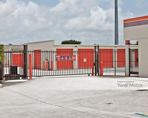 Source URL: https://cdnsc.rentcafe.com/dmslivecafe/3/1062614/1062614-1-3.jpg?width=-1&height=385&quality=80