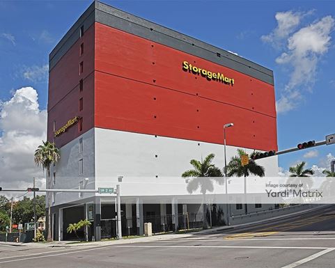 Source URL: https://cdnsc.rentcafe.com/dmslivecafe/3/1062632/1062632-1-2.jpg?width=-1&height=385&quality=80