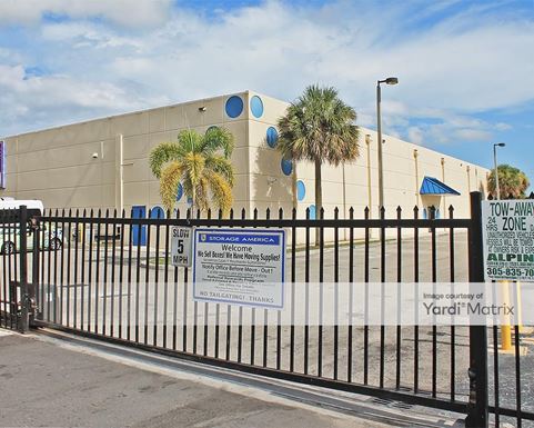 Source URL: https://cdnsc.rentcafe.com/dmslivecafe/3/1062633/1062633-1-3.jpg?width=-1&height=385&quality=80