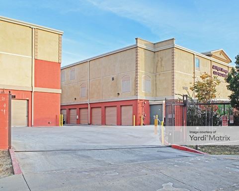 Source URL: https://cdnsc.rentcafe.com/dmslivecafe/3/1062705/1062705-1-2.jpg?width=-1&height=385&quality=80